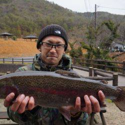 フィッシングレイクたかみや 釣果