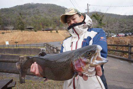 フィッシングレイクたかみや 釣果