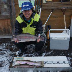 フィッシングレイクたかみや 釣果