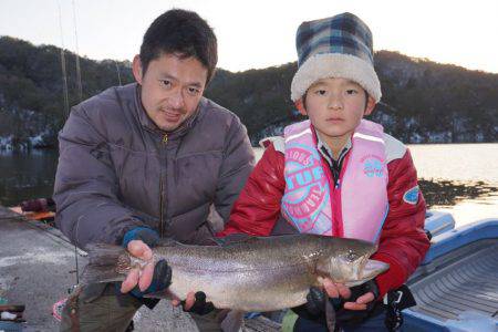 フィッシングレイクたかみや 釣果