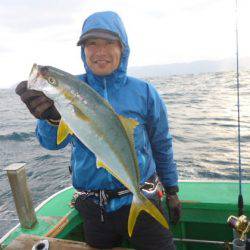 真祐丸 (しんゆうまる) 釣果