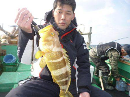 真祐丸 (しんゆうまる) 釣果