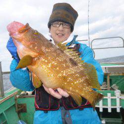 真祐丸 (しんゆうまる) 釣果