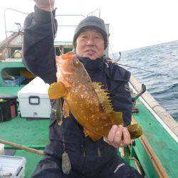 真祐丸 (しんゆうまる) 釣果