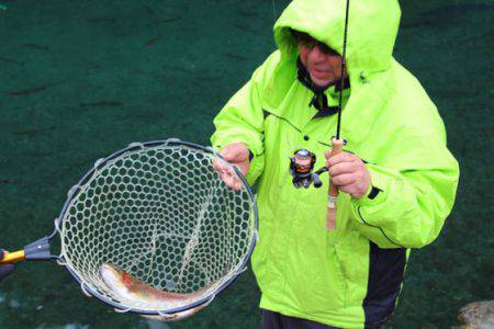 小菅トラウトガーデン 釣果