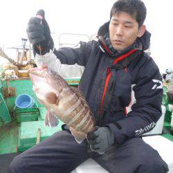 真祐丸 (しんゆうまる) 釣果