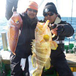 真祐丸 （しんゆうまる） 釣果