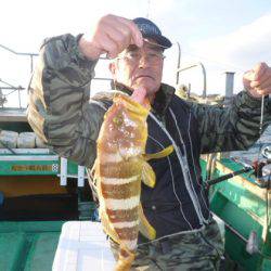 真祐丸 (しんゆうまる) 釣果