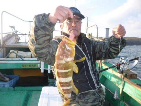 真祐丸 (しんゆうまる) 釣果