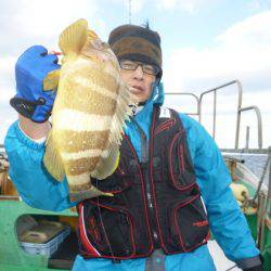 真祐丸 (しんゆうまる) 釣果