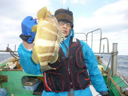 真祐丸 (しんゆうまる) 釣果