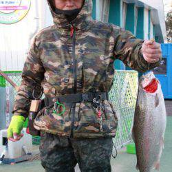 としまえんフィッシングエリア 釣果