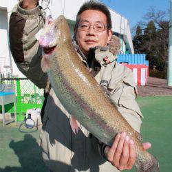 としまえんフィッシングエリア 釣果