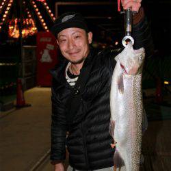 としまえんフィッシングエリア 釣果