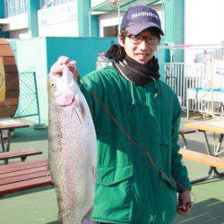 としまえんフィッシングエリア 釣果