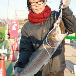 としまえんフィッシングエリア 釣果