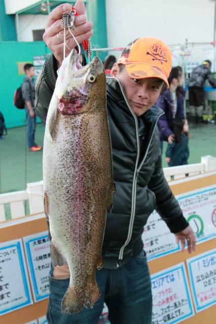 としまえんフィッシングエリア 釣果