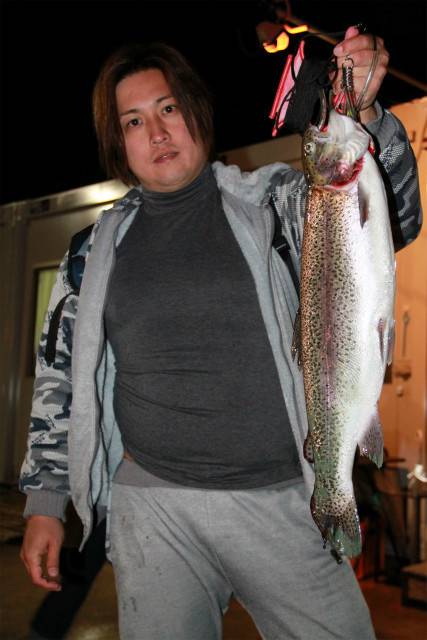 としまえんフィッシングエリア 釣果