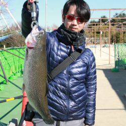 としまえんフィッシングエリア 釣果