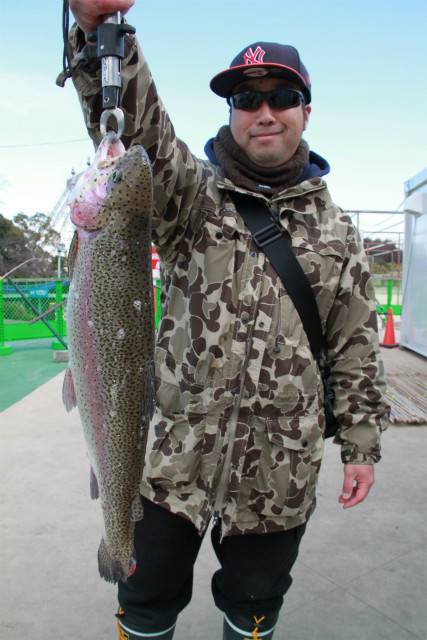 としまえんフィッシングエリア 釣果