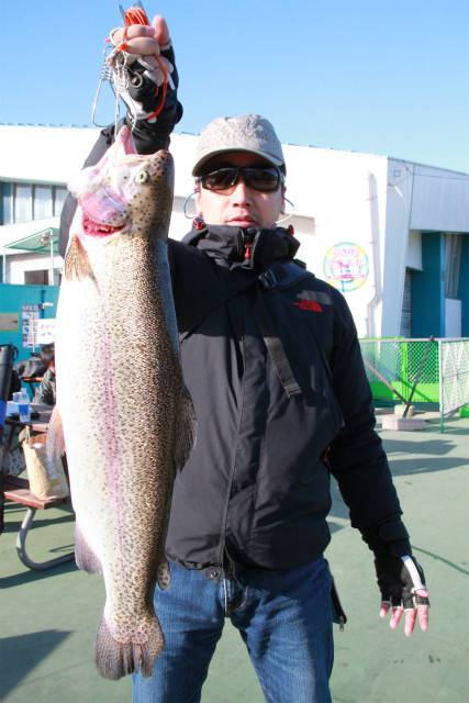 としまえんフィッシングエリア 釣果