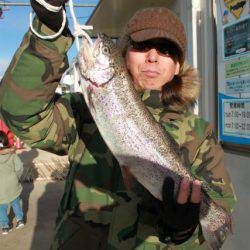 としまえんフィッシングエリア 釣果