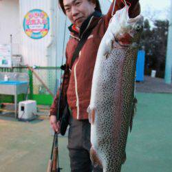 としまえんフィッシングエリア 釣果