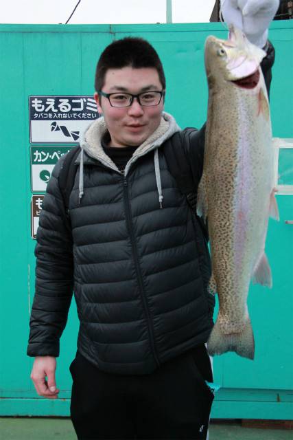 としまえんフィッシングエリア 釣果