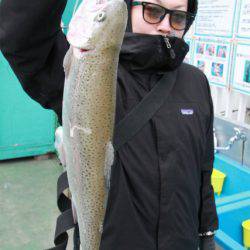 としまえんフィッシングエリア 釣果