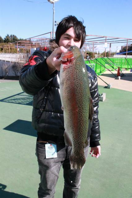 としまえんフィッシングエリア 釣果