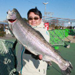 としまえんフィッシングエリア 釣果