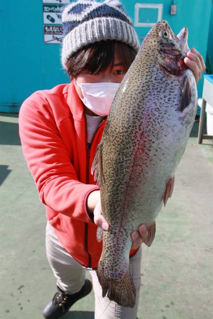 としまえんフィッシングエリア 釣果