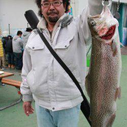 としまえんフィッシングエリア 釣果