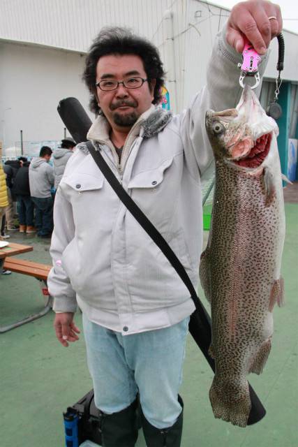 としまえんフィッシングエリア 釣果