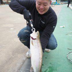 としまえんフィッシングエリア 釣果