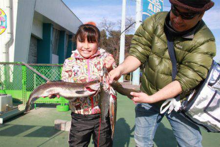 としまえんフィッシングエリア 釣果