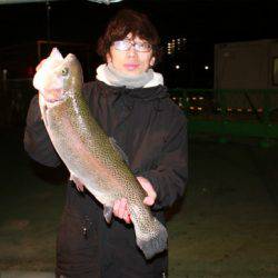 としまえんフィッシングエリア 釣果