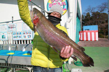 としまえんフィッシングエリア 釣果