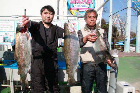 としまえんフィッシングエリア 釣果