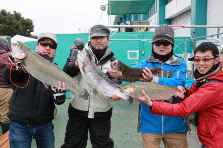 としまえんフィッシングエリア 釣果