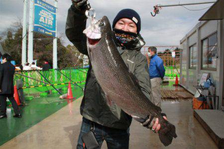 としまえんフィッシングエリア 釣果