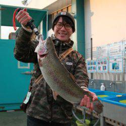 としまえんフィッシングエリア 釣果