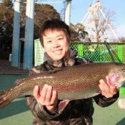 としまえんフィッシングエリア 釣果