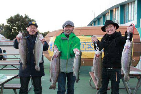 としまえんフィッシングエリア 釣果