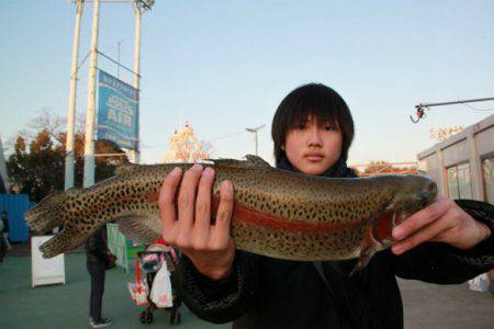としまえんフィッシングエリア 釣果