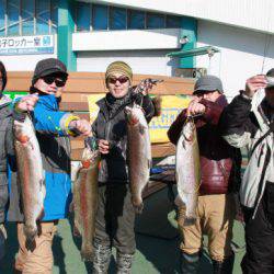 としまえんフィッシングエリア 釣果