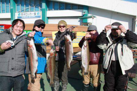 としまえんフィッシングエリア 釣果