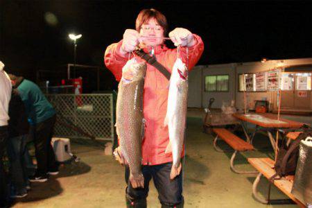 としまえんフィッシングエリア 釣果