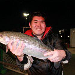 としまえんフィッシングエリア 釣果