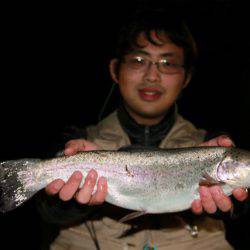 としまえんフィッシングエリア 釣果